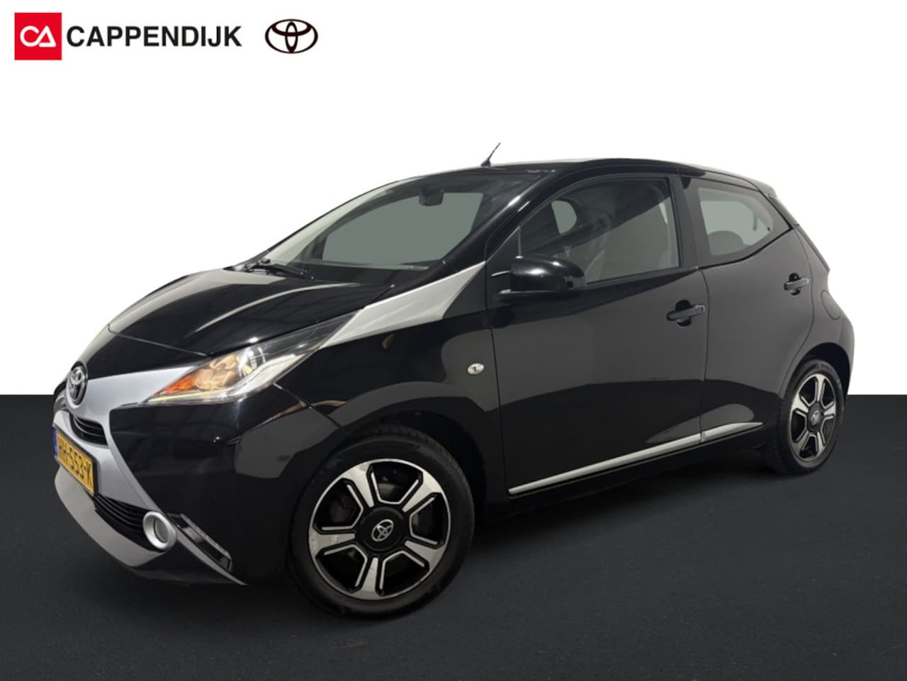 Toyota Aygo - 1.0 VVT-i x-clusiv | CLIMA | CAMERA | - AutoWereld.nl