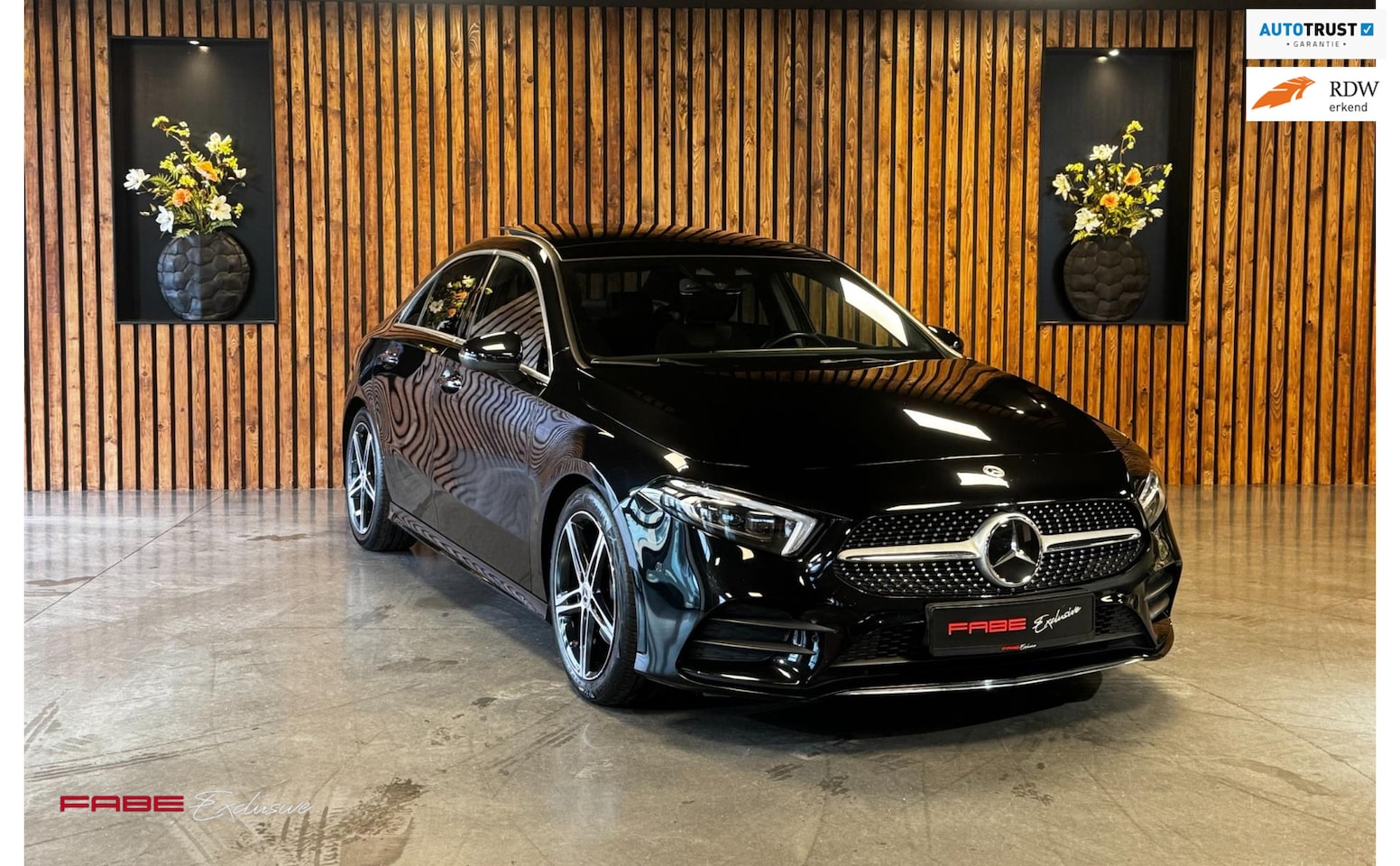 Mercedes-Benz A-klasse - 200 AMG Line/Pano/Sfeerverlichting/360 - AutoWereld.nl