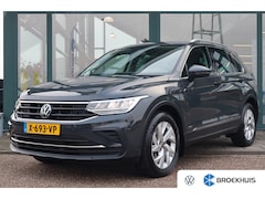Volkswagen Tiguan - 149PK 1.5 TSI Life AUTOMAAT | Achteruitrijcamera | Stuurwiel verwarmd | Trekhaak elektrisc
