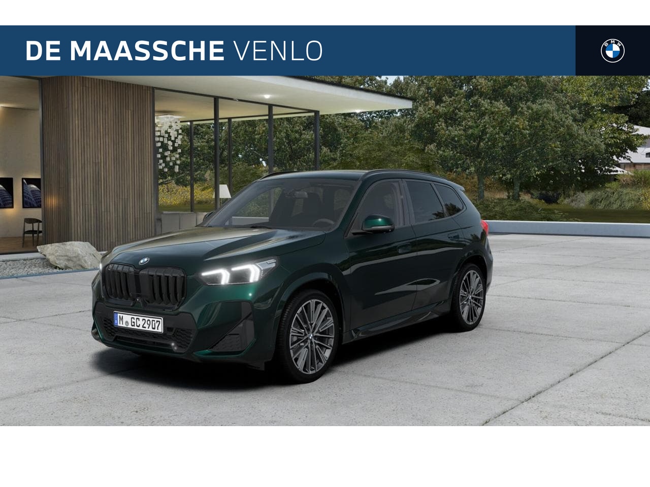BMW X1 - sDrive20i High Executive M Sport Automaat / Panoramadak / Trekhaak / Sportstoelen / M Adap - AutoWereld.nl
