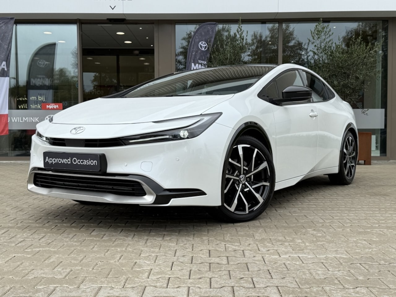 Toyota Prius - 2.0 PHEV Executive | El. achterklep Camera achter | Stoel, stuu - AutoWereld.nl