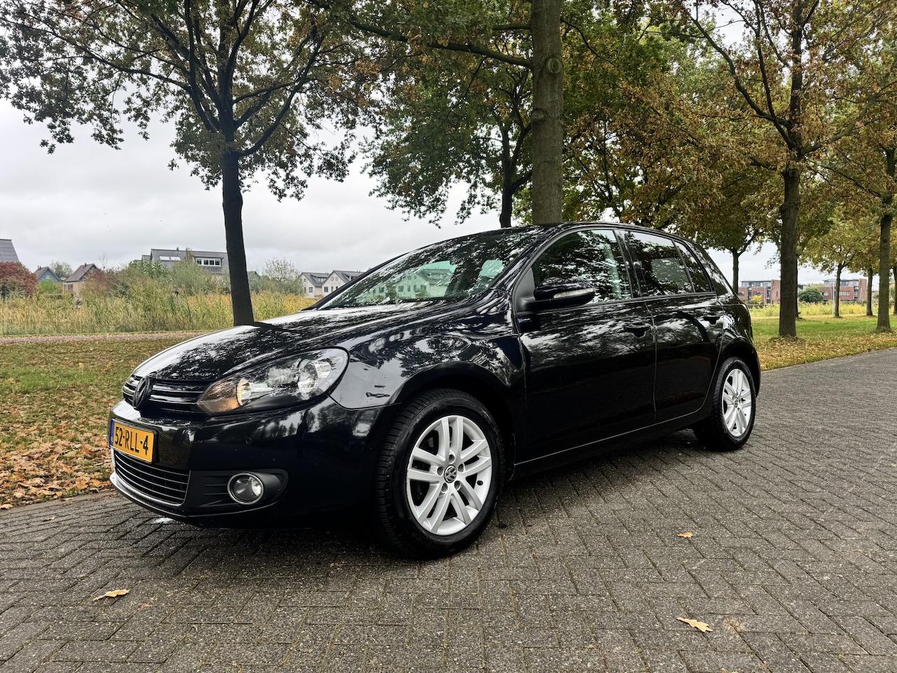Volkswagen Golf - 1.2 TSI Highline BlueMotion 1.2 TSI Highline BlueMotion - AutoWereld.nl