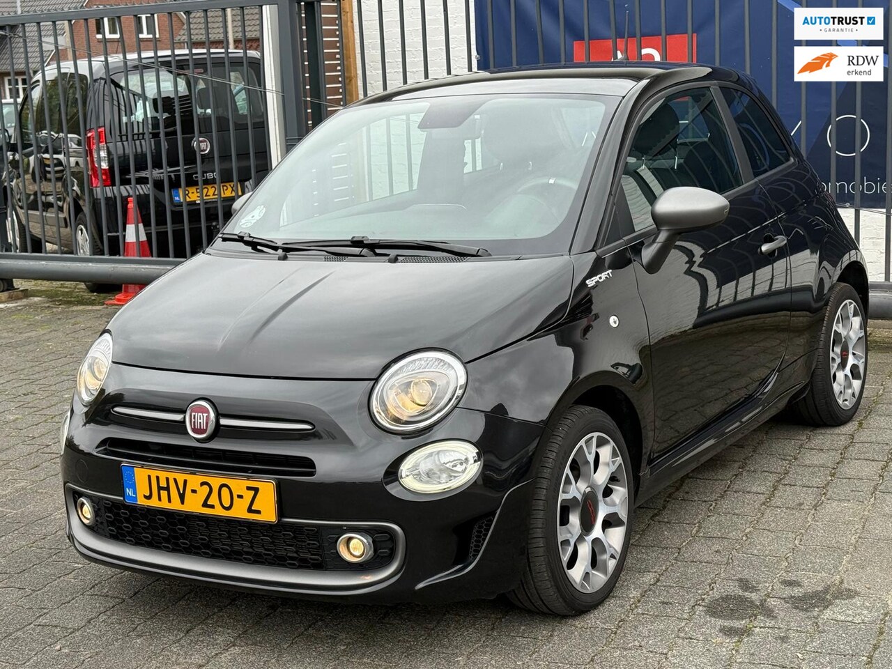 Fiat 500 - 1.0 Hybrid RED / SPORT / CRUISE CONTROL / AIRCO / SENSOREN - AutoWereld.nl