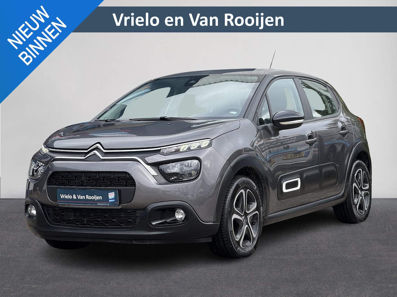 Citroën C3 - 1.2 PureTech Plus | Navi | Cruise | Clima | Carplay | DAB ontvanger | Parkeersensor achter - AutoWereld.nl