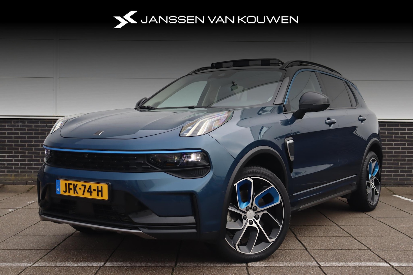 Lynk & Co 01 - 1.5 * PHEV * Panoramadak * Stoelverwarming * Carplay * - AutoWereld.nl