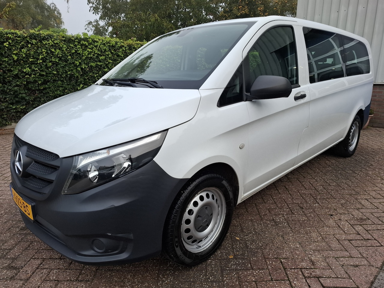 Mercedes-Benz Vito Tourer - 114 BlueTEC Pro Extra Lang 24195.- INCL BTW 9-PERSOONS 135PK - AutoWereld.nl