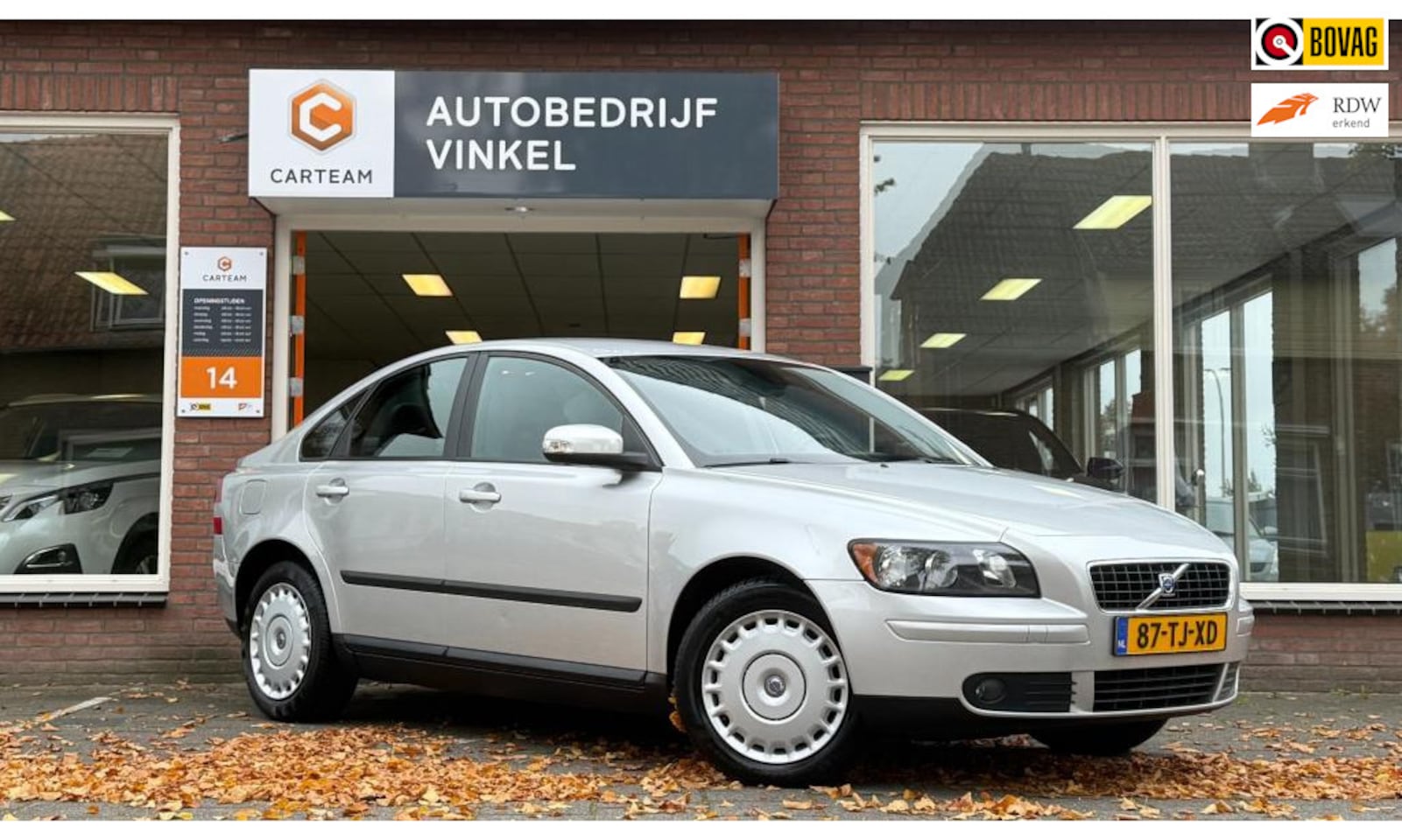 Volvo S40 - 2.4 Edition I *Eerste eigenaar*Trekhaak*parkeersensoren* - AutoWereld.nl