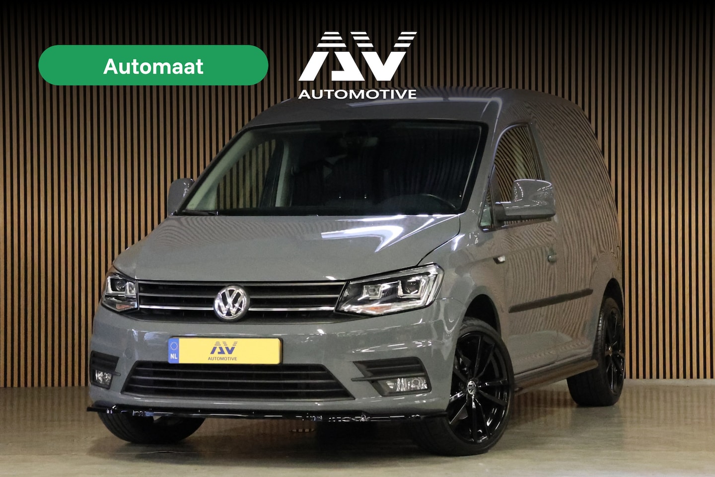 Volkswagen Caddy - 2.0 TDI 185 PK DSG Exclusive | ACC | Camera | CarPlay | Bi-Xenon | Alarm | Trekhaak | DAB - AutoWereld.nl
