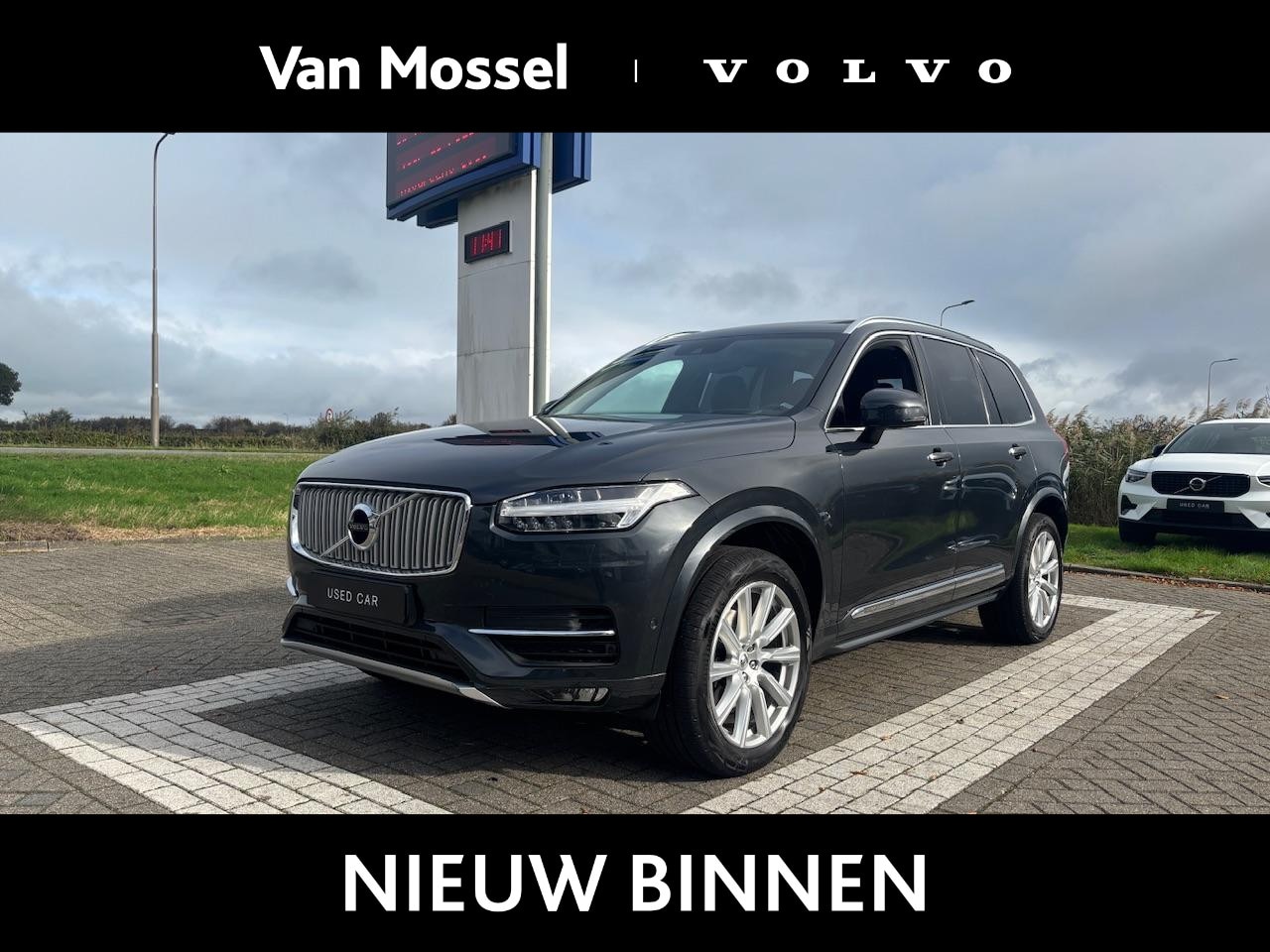 Volvo XC90 - T5 AWD Inscription | Panoramadak | Stoelventilatie | Memory | Trekhaak | - AutoWereld.nl