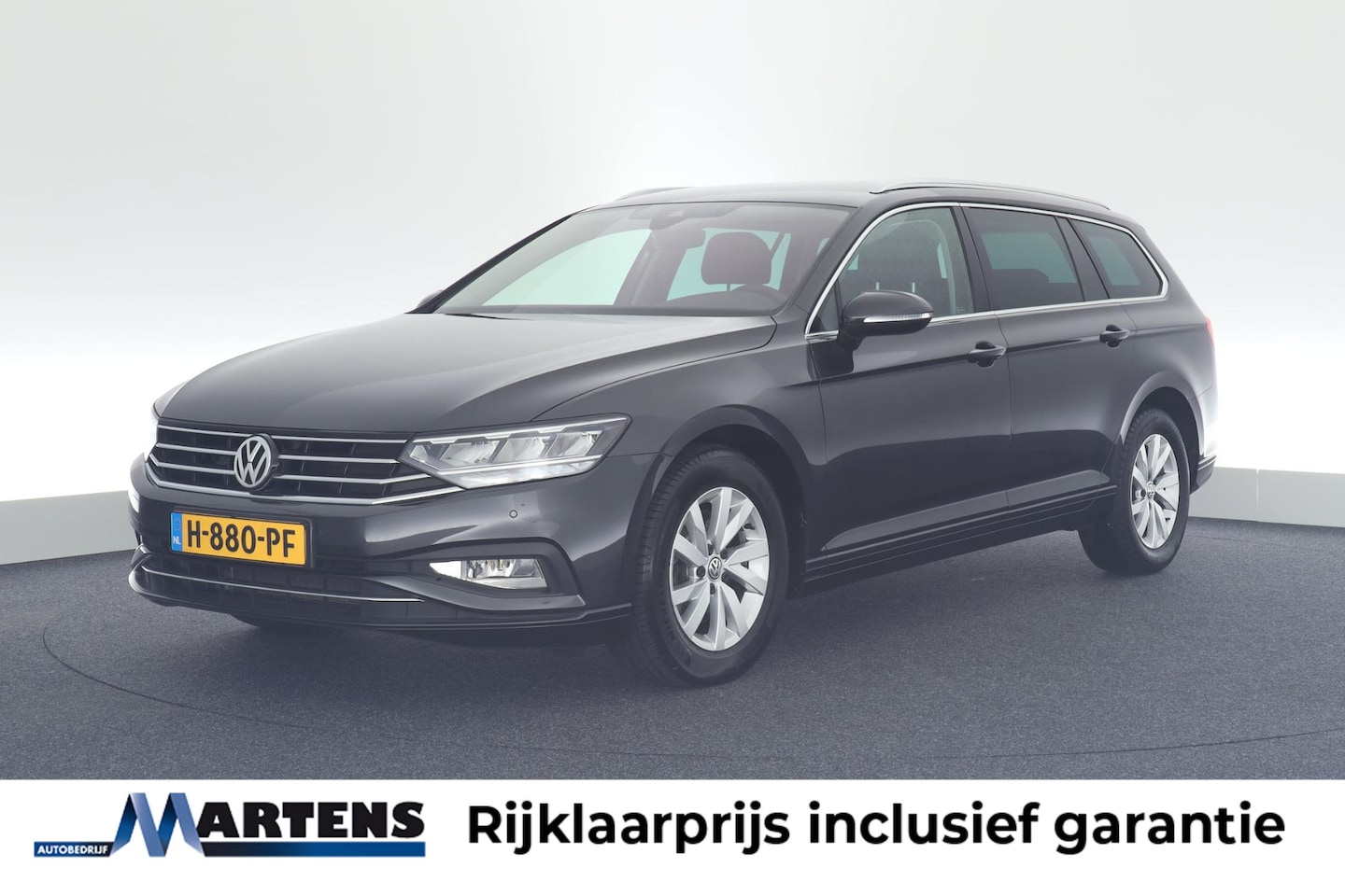 Volkswagen Passat Variant - 1.6 TDI 120PK DSG Comfort Business Trekhaak Keyless Navigatie Adaptive Cruise - AutoWereld.nl
