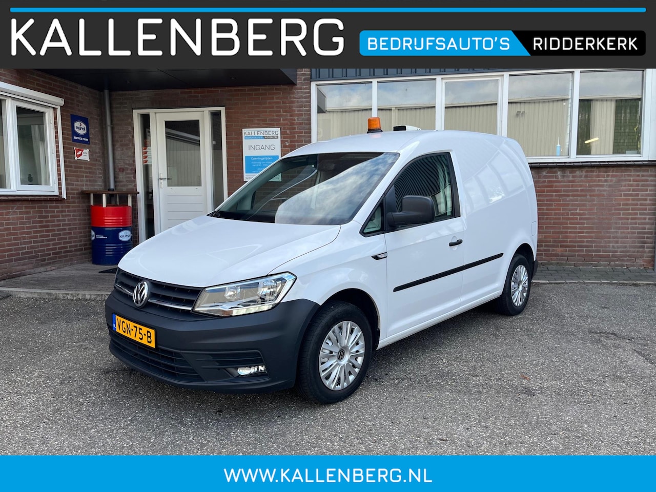 Volkswagen Caddy - 2.0 TDI L1H1 Comfortline / Trekhaak / App connect / Camera / Cruise - AutoWereld.nl
