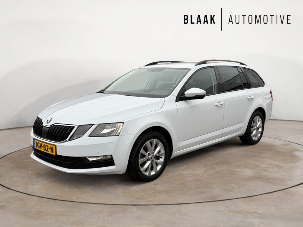 Skoda Octavia Combi - 1.0 TSI Business Edition | PDC voor achter | navigatie | cruise- - AutoWereld.nl