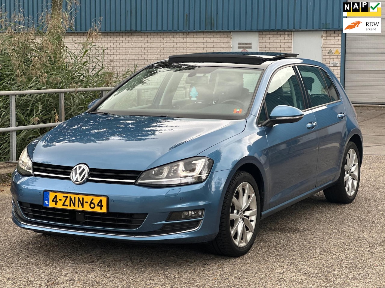 Volkswagen Golf - 1.4 TSI ACT Business Edition Pano! Navi! Camera! Clima! NAP! - AutoWereld.nl
