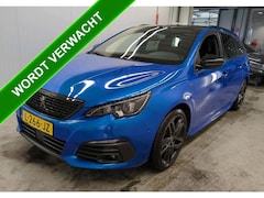 Peugeot 308 SW - 1.2 131PK GT Automaat / Distributie vv.bij 102.000KM / Trekhaak / Panoramadak / 1/2 Leder
