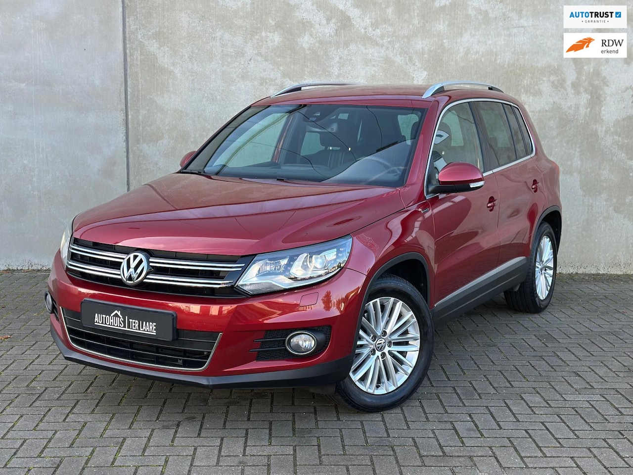 Volkswagen Tiguan - 1.4 TSI DSG Trekh Carplay Camera Standkachel - AutoWereld.nl