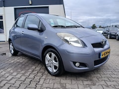 Toyota Yaris - 1.4 D-4D 5-Deurs/Zeer mooi/Airco