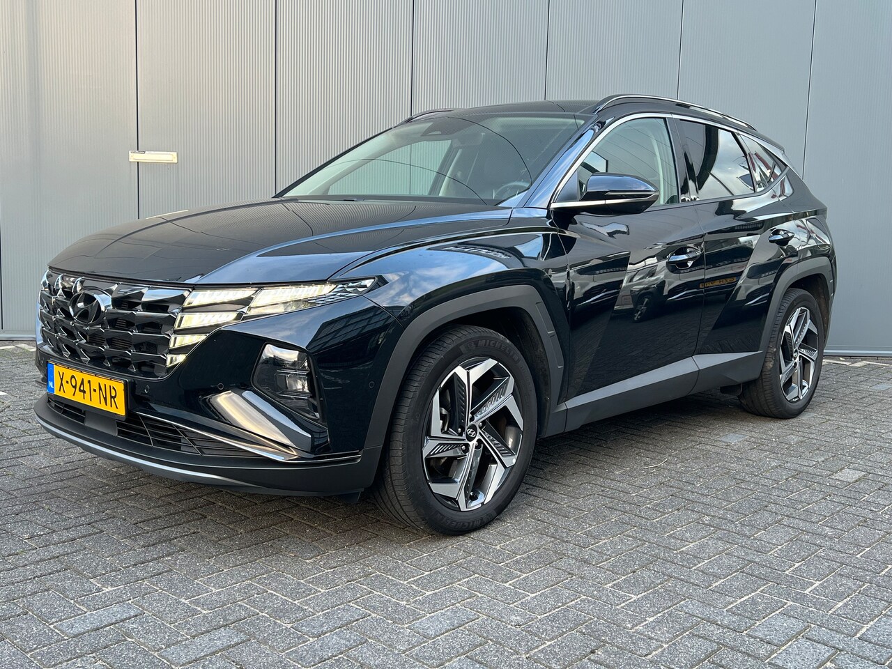 Hyundai Tucson - 1.6 T-GDI 265pk PHEV Premium Sky 4WD | Leder | Carplay | Climate | Keyless | Navigatie | E - AutoWereld.nl