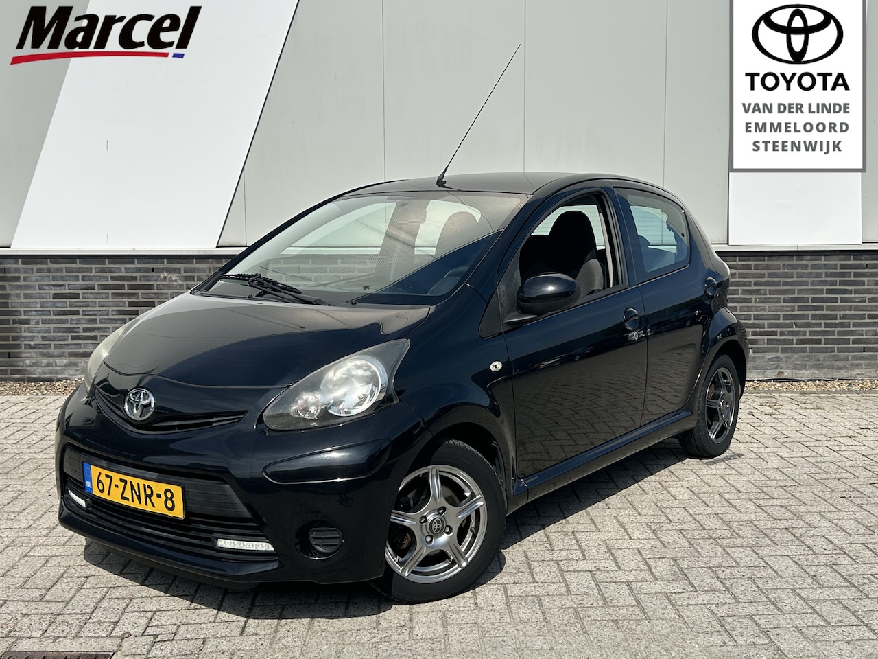 Toyota Aygo - 1.0 VVT-i Aspiration | 5 drs | LMV | airco - AutoWereld.nl