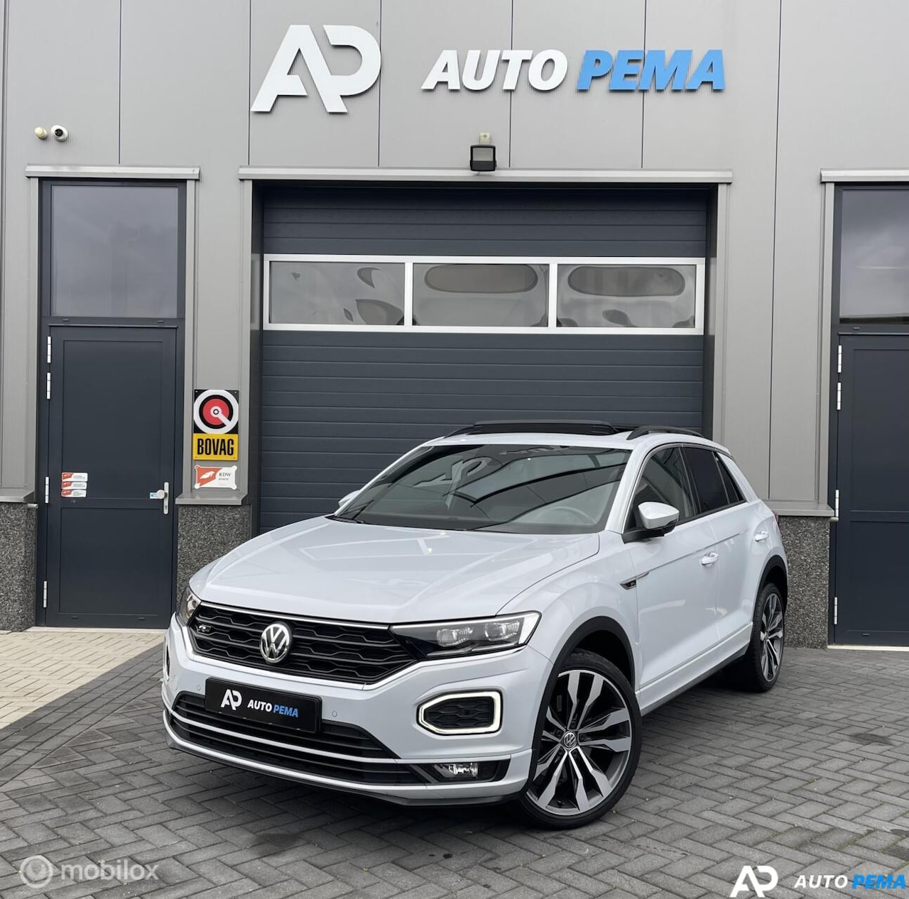 Volkswagen T-Roc - 1.5 TSI DSG 3xR-Line 150PK/ACC/CAM - AutoWereld.nl
