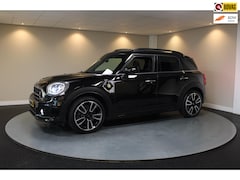MINI Countryman - 2.0 Cooper S E ALL4 *JCW Pack* Pano|Stoelverw.|Camera