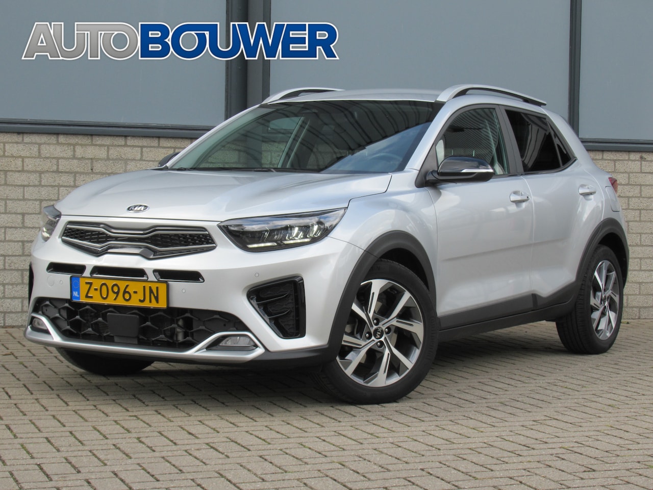 Kia Stonic - 1.0 T-GDi MHEV GT-PlusLine Automaat 2e eigen | full options | tr.haak | LED kop | keyless - AutoWereld.nl