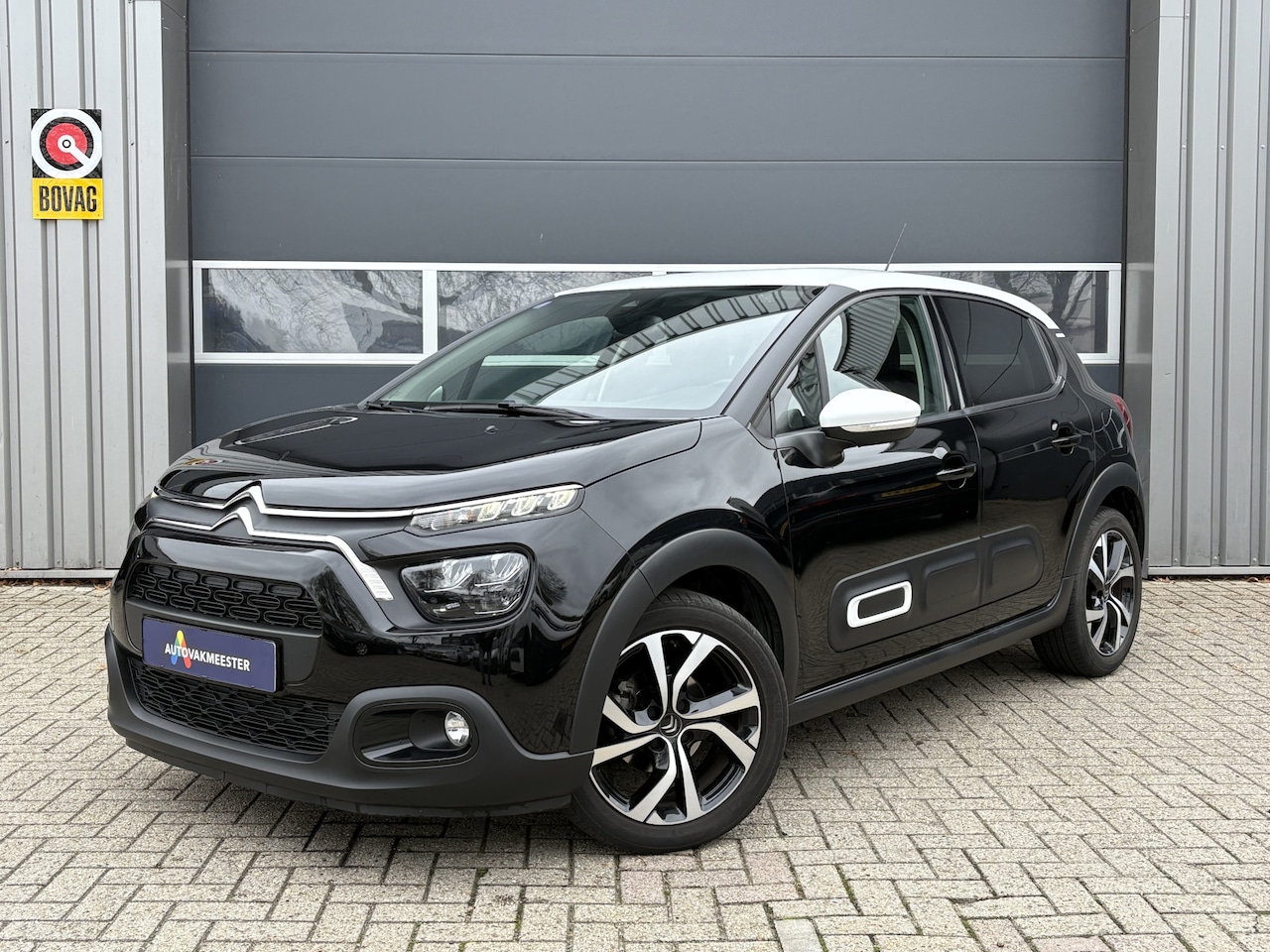 Citroën C3 - 1.2 PureTech Shine | Navi | Camera | LED | Carplay/Android | Cruise & Climate Control | In - AutoWereld.nl