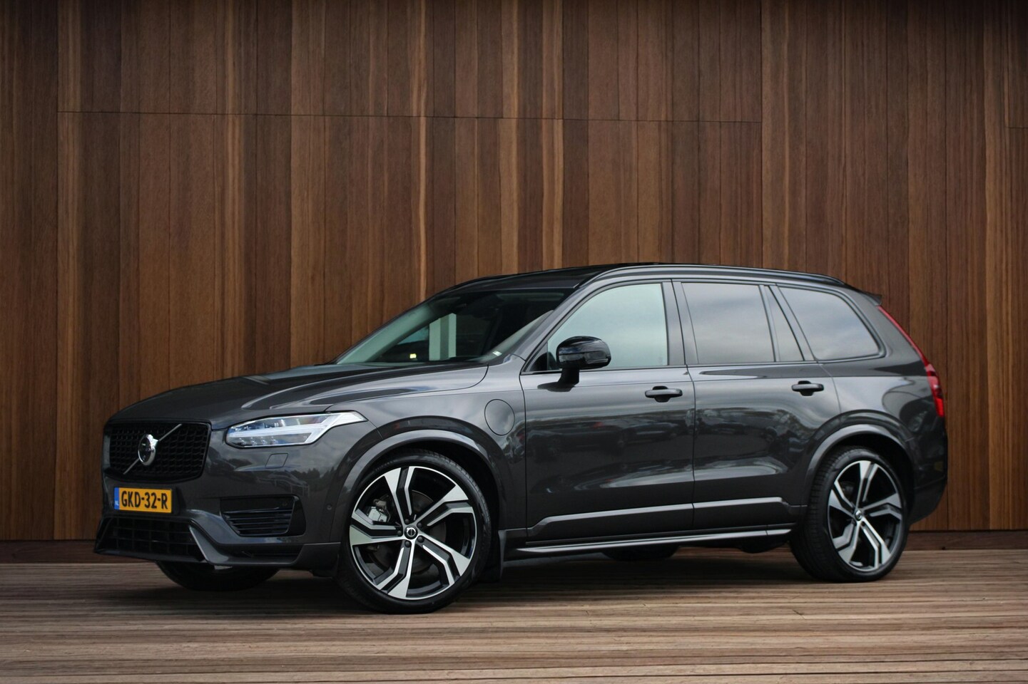 Volvo XC90 - T8 Recharge AWD Ultimate Dark | Luchtvering | Massage | Ventilatie | Bowers&Wilkins | Head - AutoWereld.nl