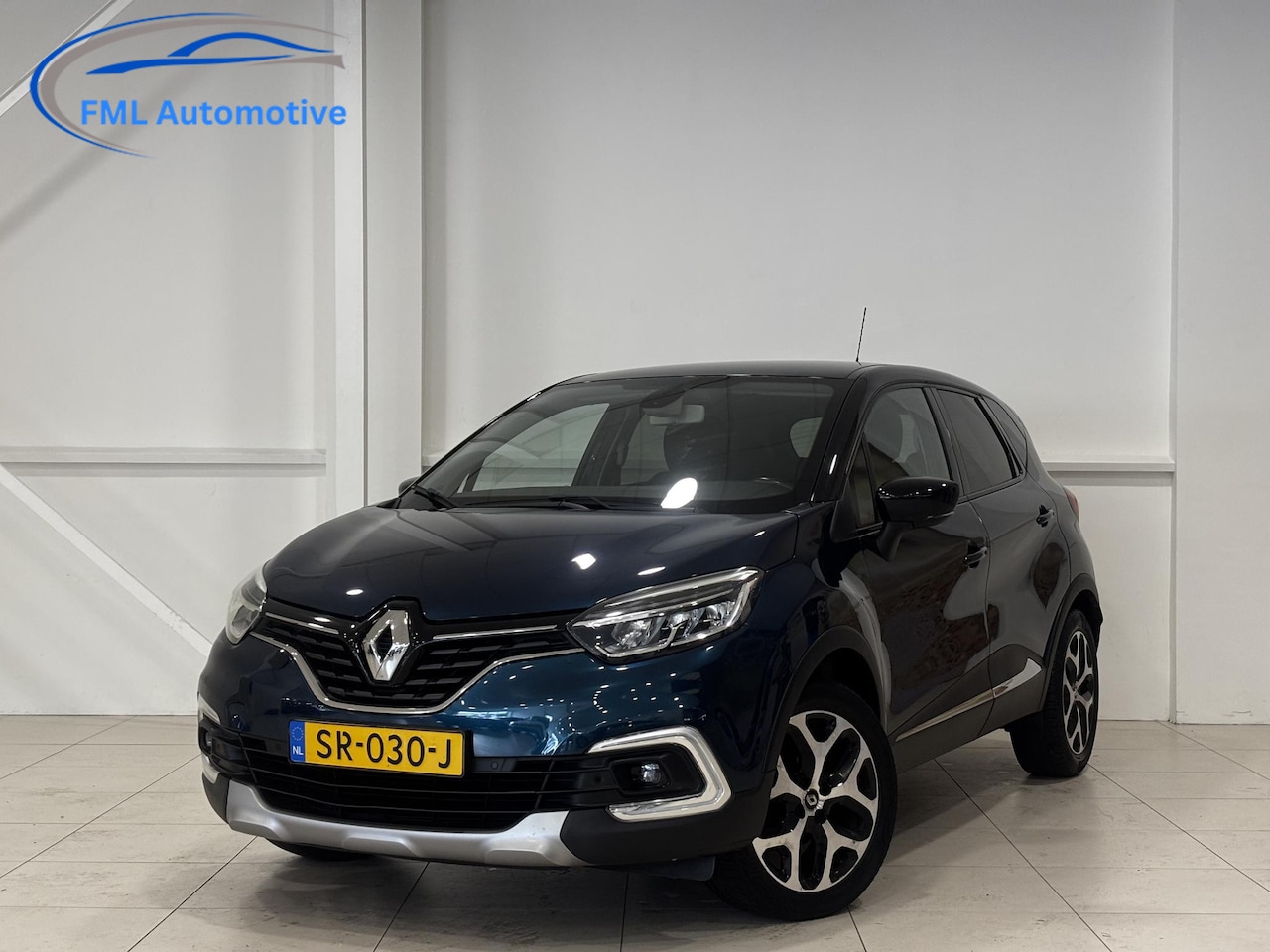 Renault Captur - 0.9 TCe Intens | Climate | Navigatie | Hoge instap | Unieke kleur! | - AutoWereld.nl