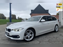BMW 3-serie Touring - 320i High Executive/ Leer/ Clima/ Verw. stoelen/ Trekhaak