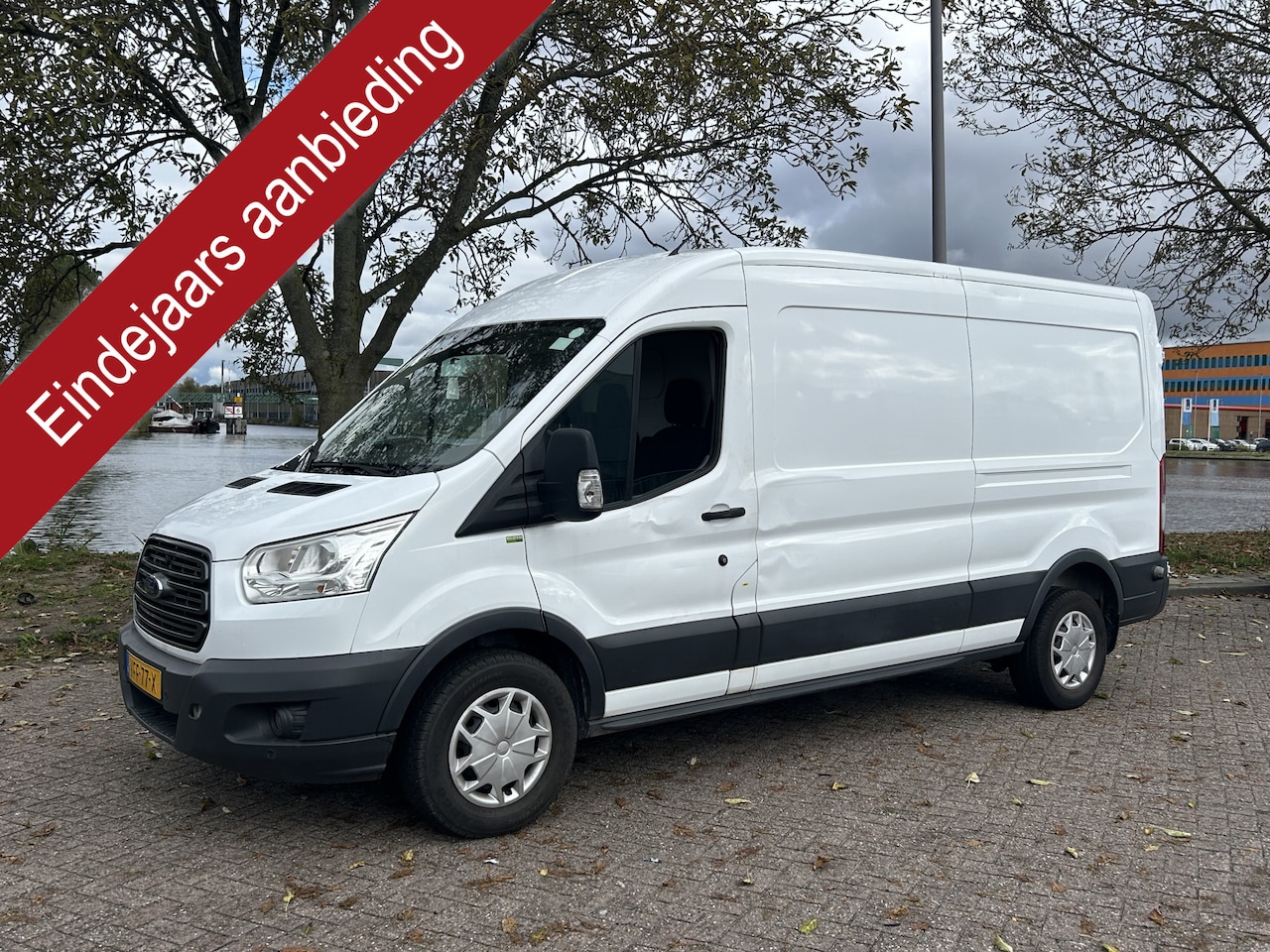 Ford Transit - 350 2.0 TDCI L3H2 Ambiente * AIRCO * APK * NIEUWE BANDEN * EURO 6 * - AutoWereld.nl
