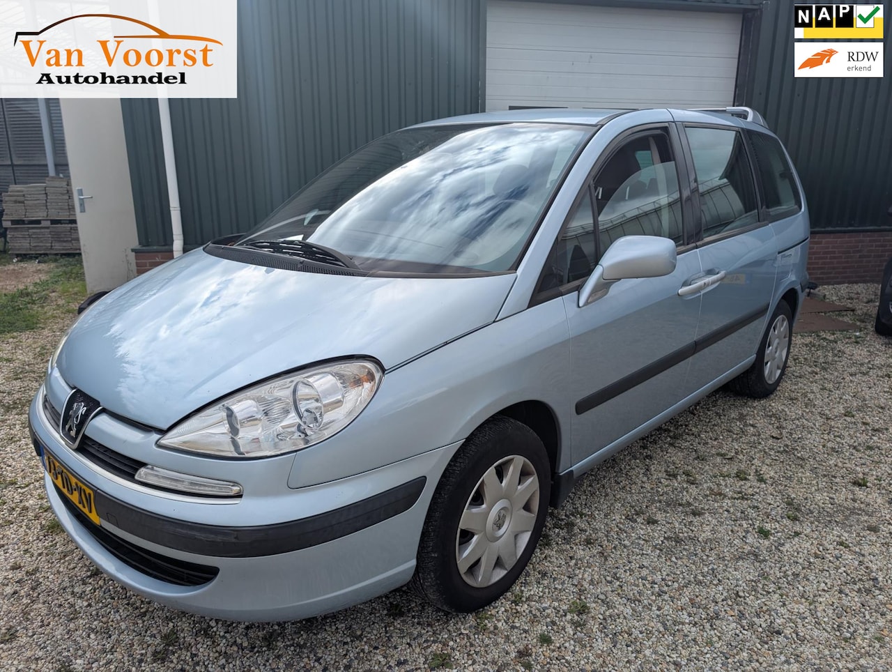 Peugeot 807 - 2.0 ST 7 persoons met apk - AutoWereld.nl