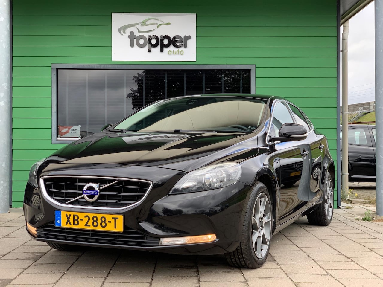 Volvo V40 - 2.0 D2 Ocean Race | Navigatie | Cruise Control | Elektrische Ramen | - AutoWereld.nl