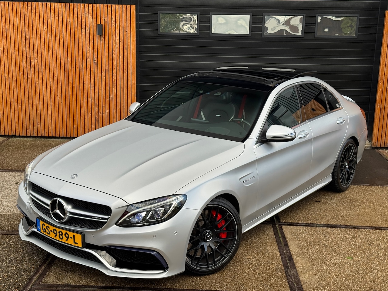 Mercedes-Benz C-klasse - AMG 63S | 510 pk | Pano | Mat Zilvergrijs | NL Auto | Dealer onderhouden | - AutoWereld.nl