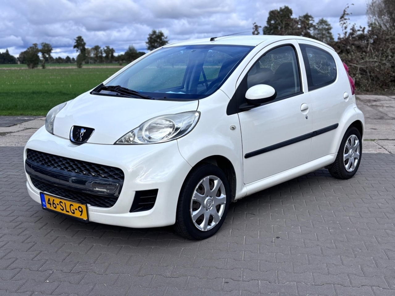 Peugeot 107 - 1.0-12V XS/Airco/E.ramen/Netjes - AutoWereld.nl