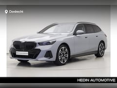 BMW 5-serie Touring - 520i M-Sport Pro | Trekhaak | Driv. Ass. Pro | Stoelventilatie | Standkachel | | Bowers &