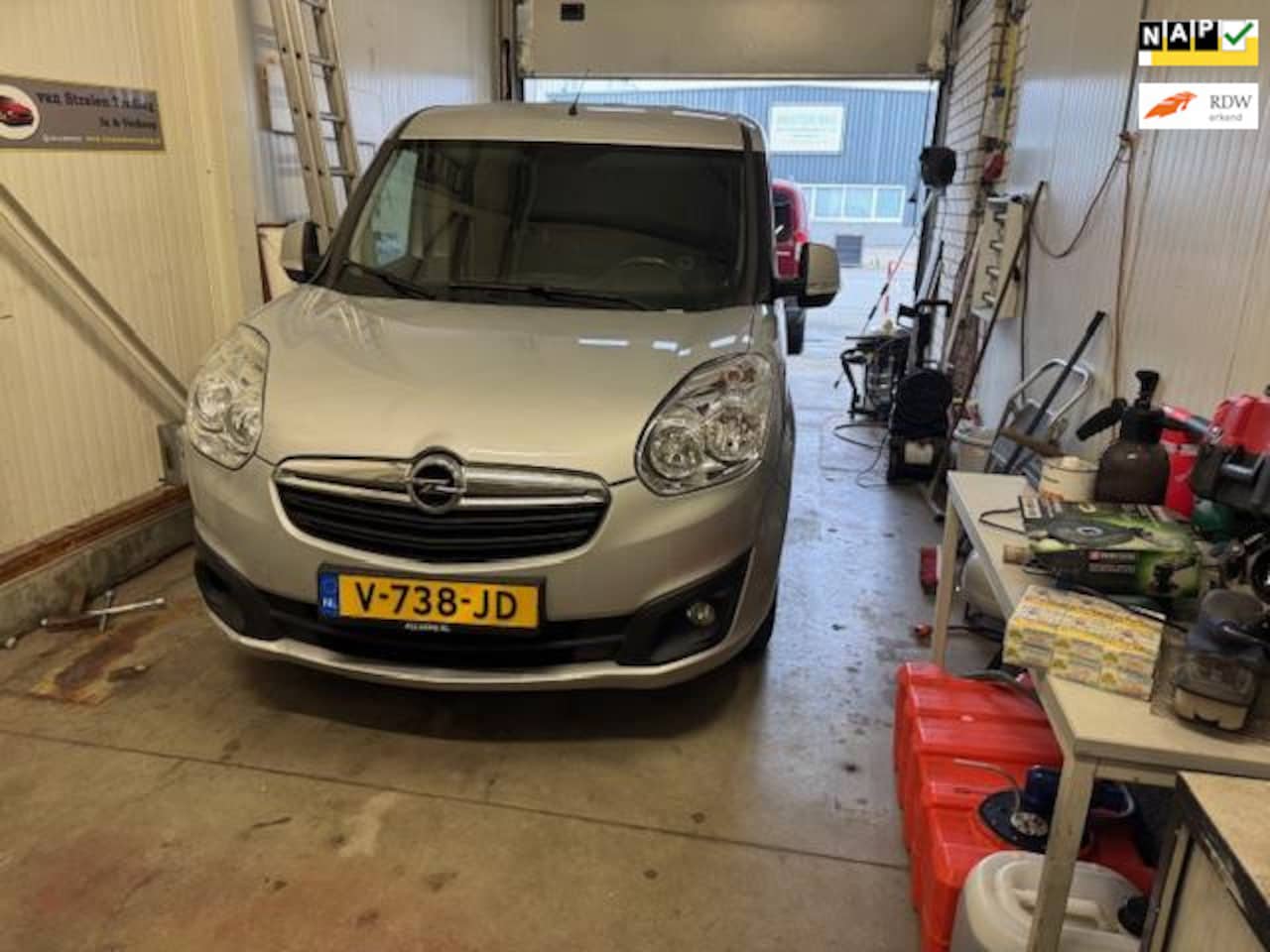 Opel Combo - 1.3 CDTi L1H1 Sport 1.3 CDTi L1H1 Sport - AutoWereld.nl