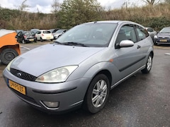 Ford Focus - 1.6-16V Futura
