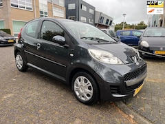 Peugeot 107 - 1.0-12V XS 5 deurs airco
