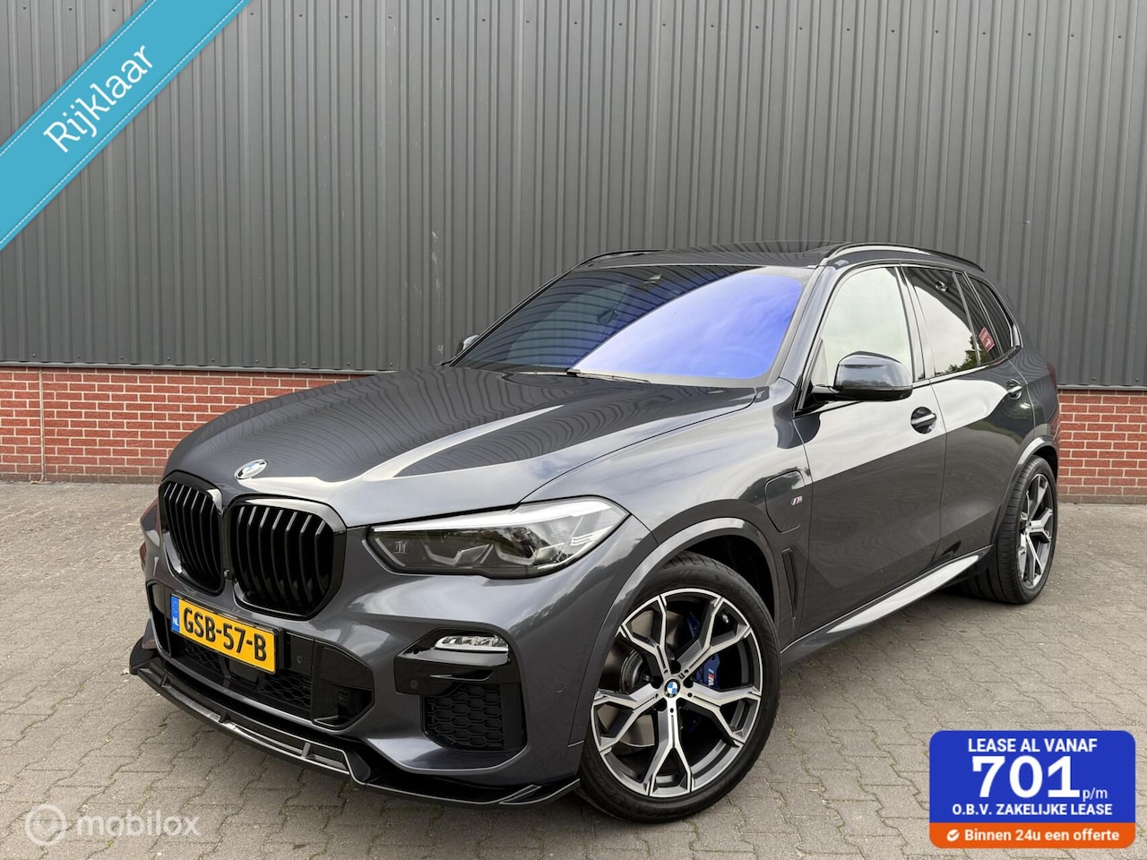 BMW X5 - xDrive45e M Sport 530 Pk Pano Sky lounge HUD Luchtvering - AutoWereld.nl