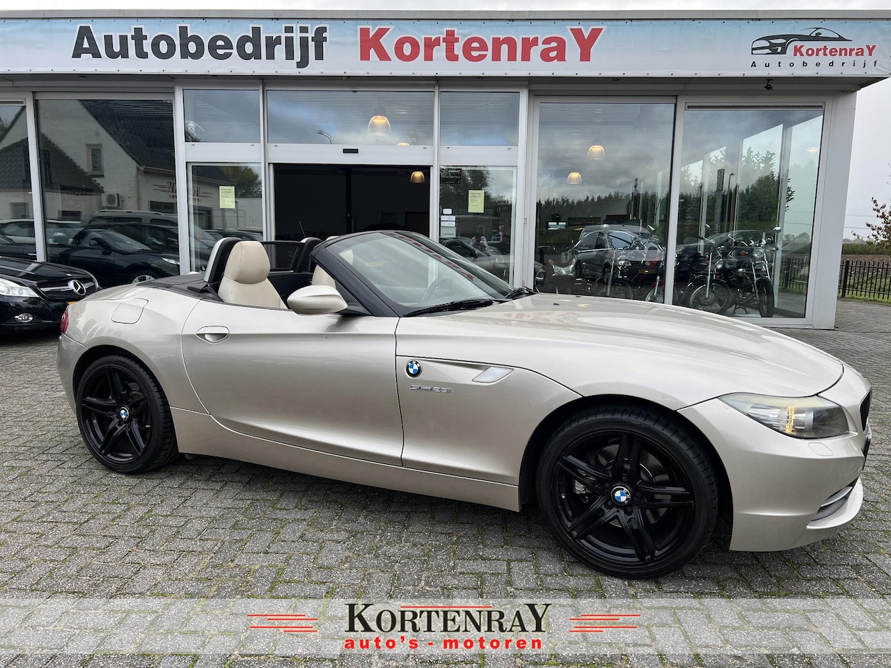 BMW Z4 Roadster - sDrive28i Zeer lage km stand, Airco /Cruise control /Leer Enz !!! - AutoWereld.nl
