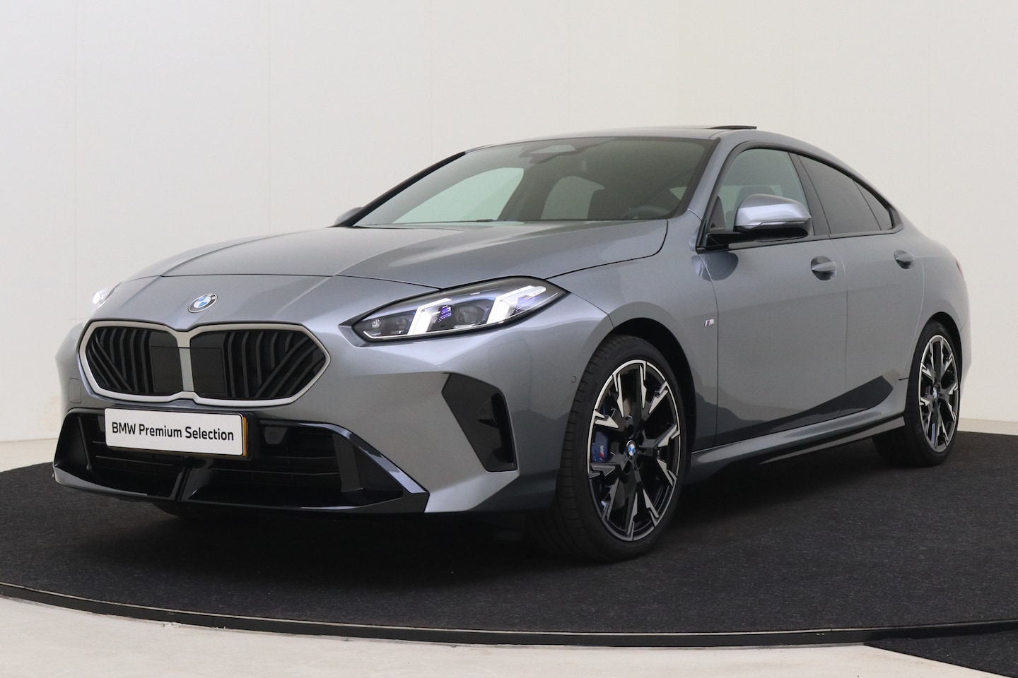 BMW 2-serie Gran Coupé - 220 M Sport Automaat / Sportstoelen / Achteruitrijcamera / Adaptieve LED / M Adaptief onde - AutoWereld.nl