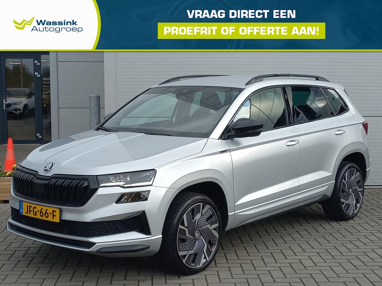 Skoda Karoq - 1.5 TSI 150pk Sportline Business Automaat | Climate control | Navigatie | 19" Lm velgen | - AutoWereld.nl