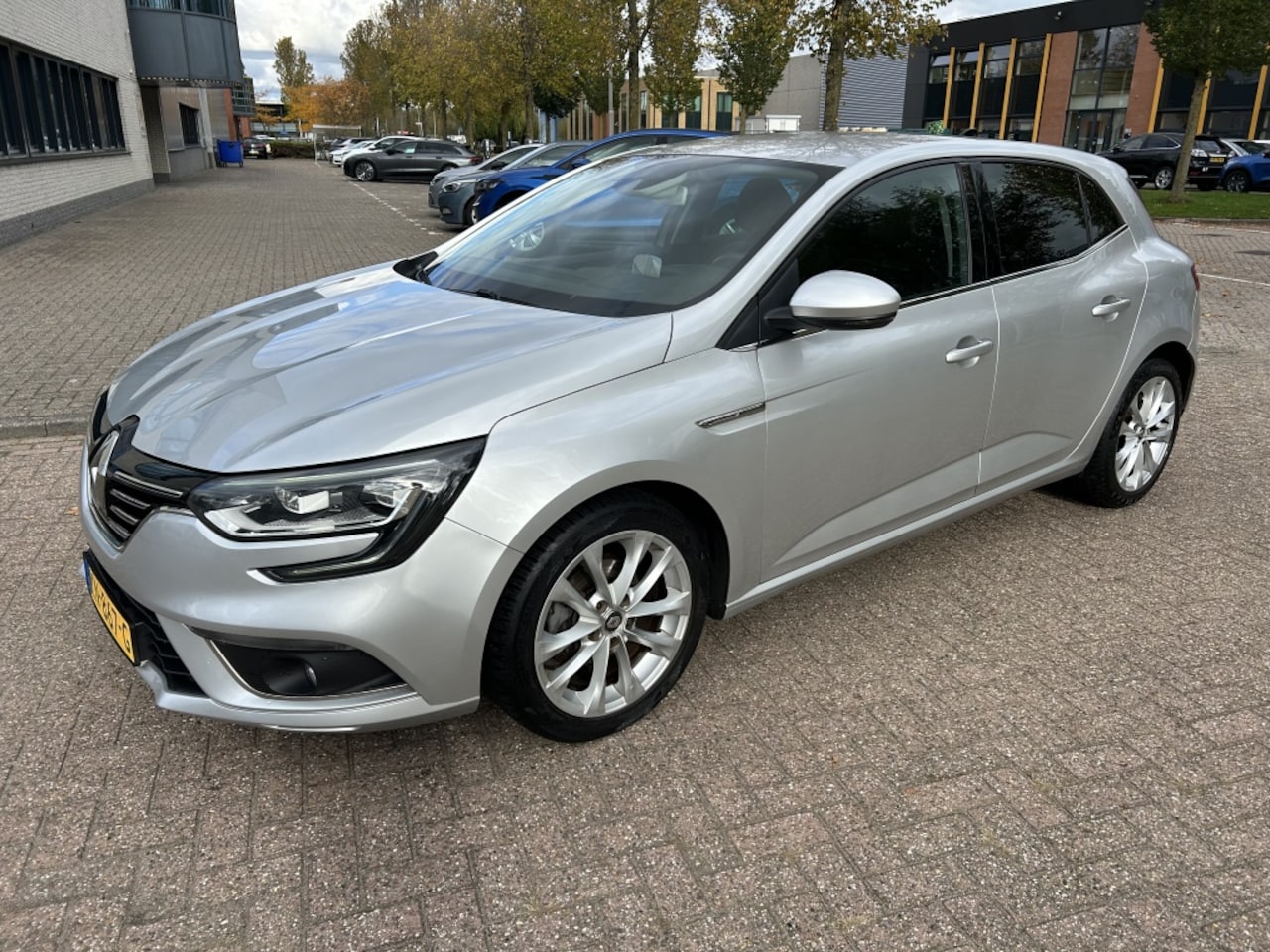 Renault Mégane - 1.2 TCe GT-Line 132PK LED SPORTST NAVI CRUISE. - AutoWereld.nl