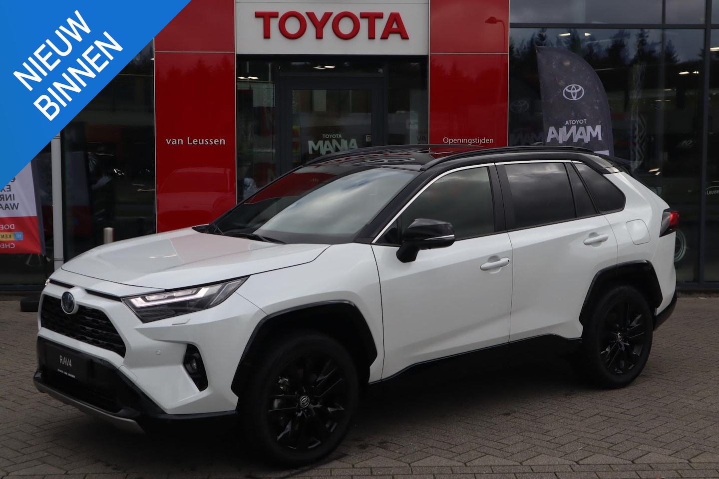 Toyota RAV4 - 2.5 HYBRID STYLE APPLE/ANDROID LEDER STOEL/STUUR/VOORRUITVERWARM. JBL 360GR-CAM ELEK. ACHT - AutoWereld.nl