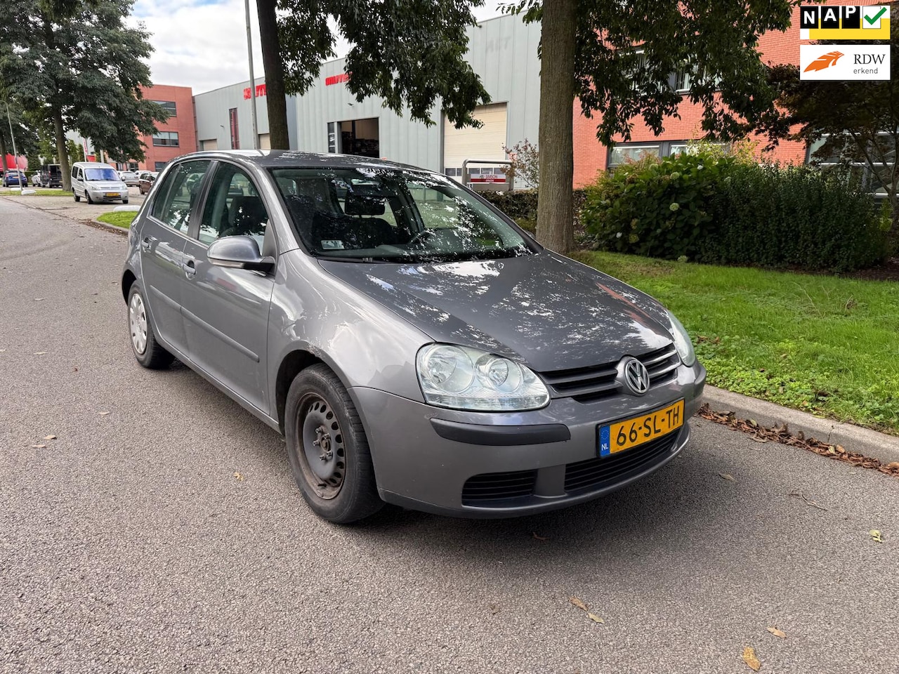 Volkswagen Golf - 1.4 Turijn airco 5 drs - AutoWereld.nl