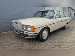 Mercedes-Benz 200-280 (W123) - 280 | Airco | Belastingvrij |