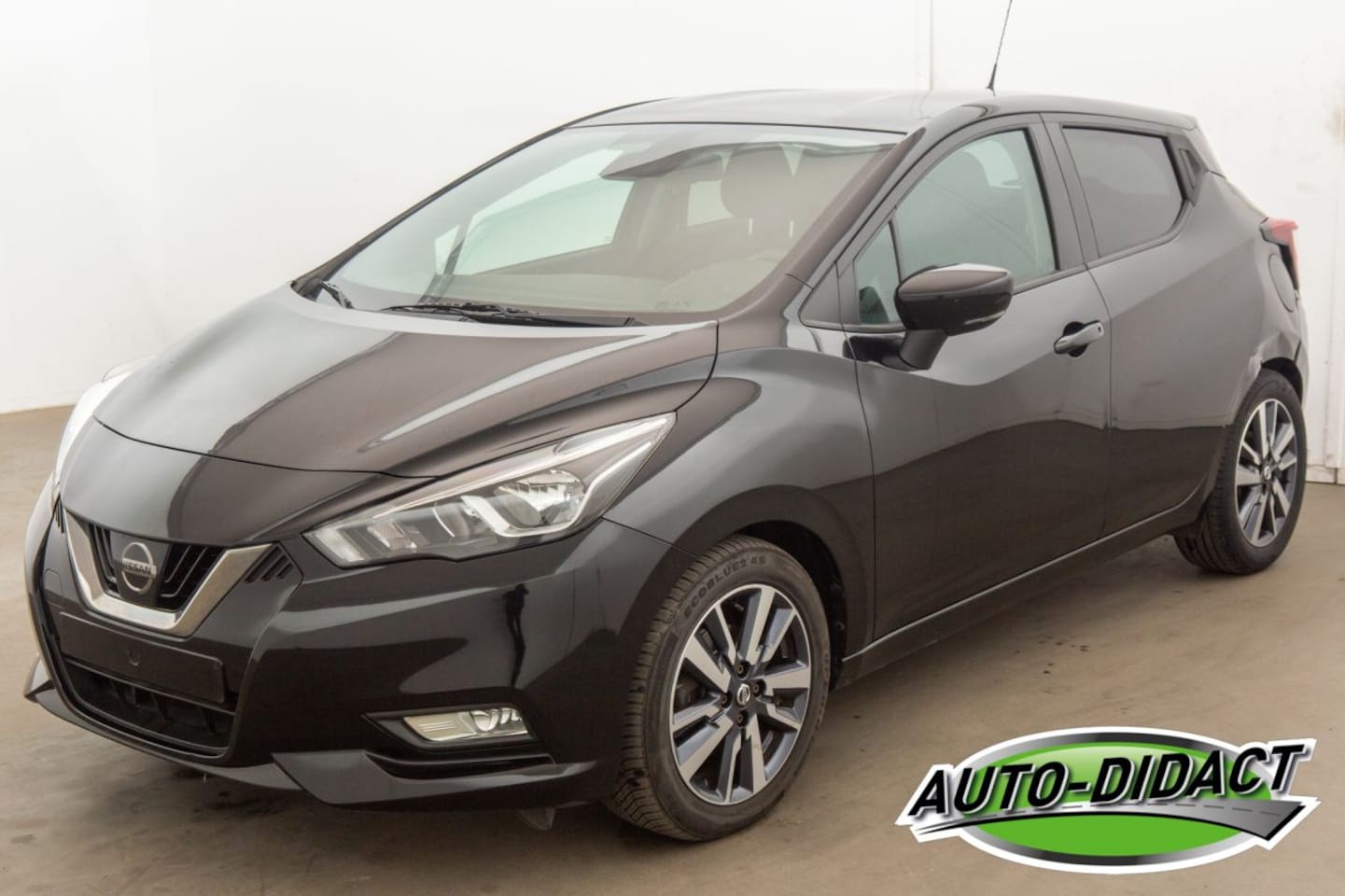 Nissan Micra - 0.9 N-Design Clima Navi Camera - AutoWereld.nl