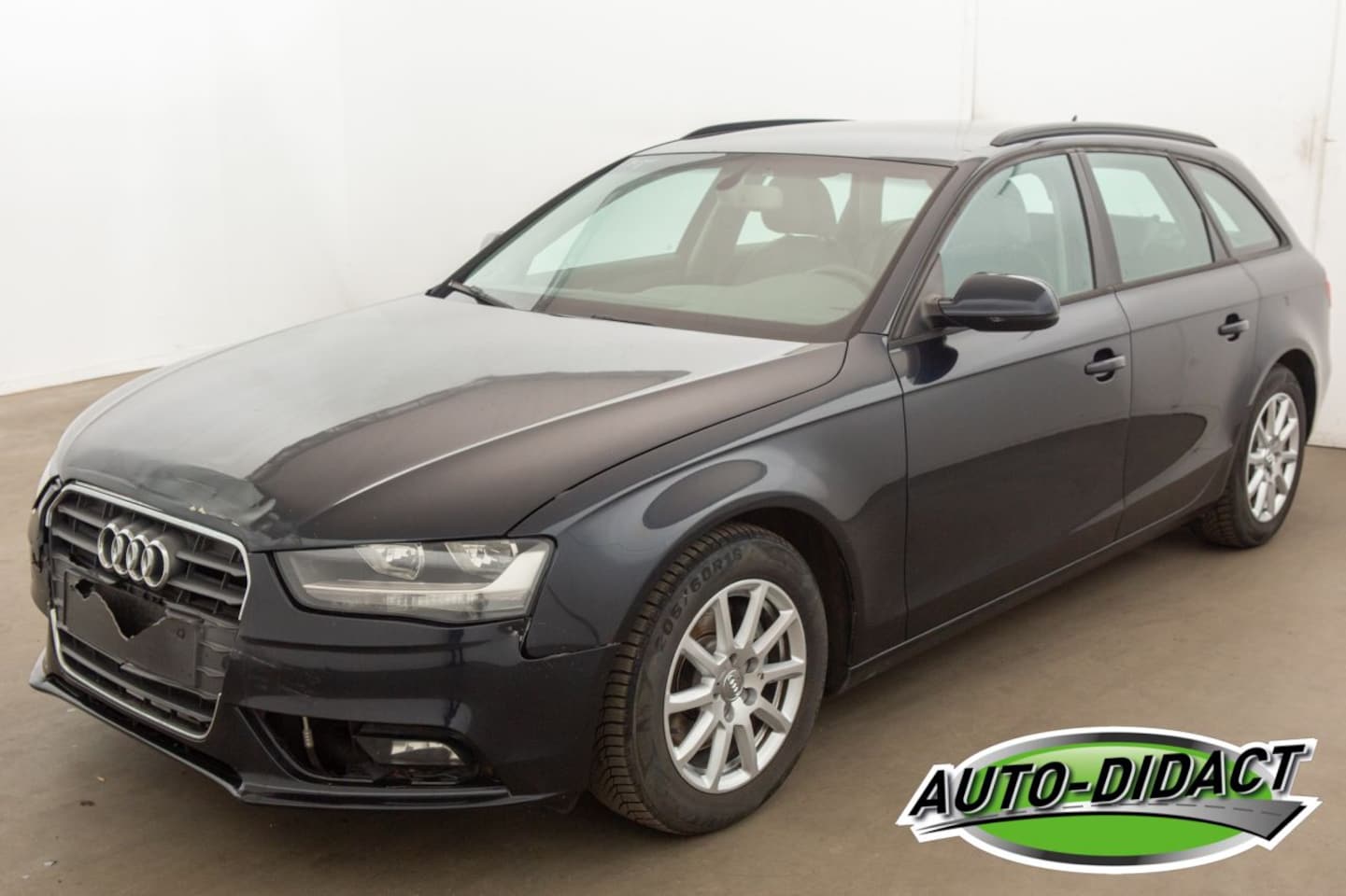Audi A4 Limousine - 2.0 TDI Clima Navi - AutoWereld.nl