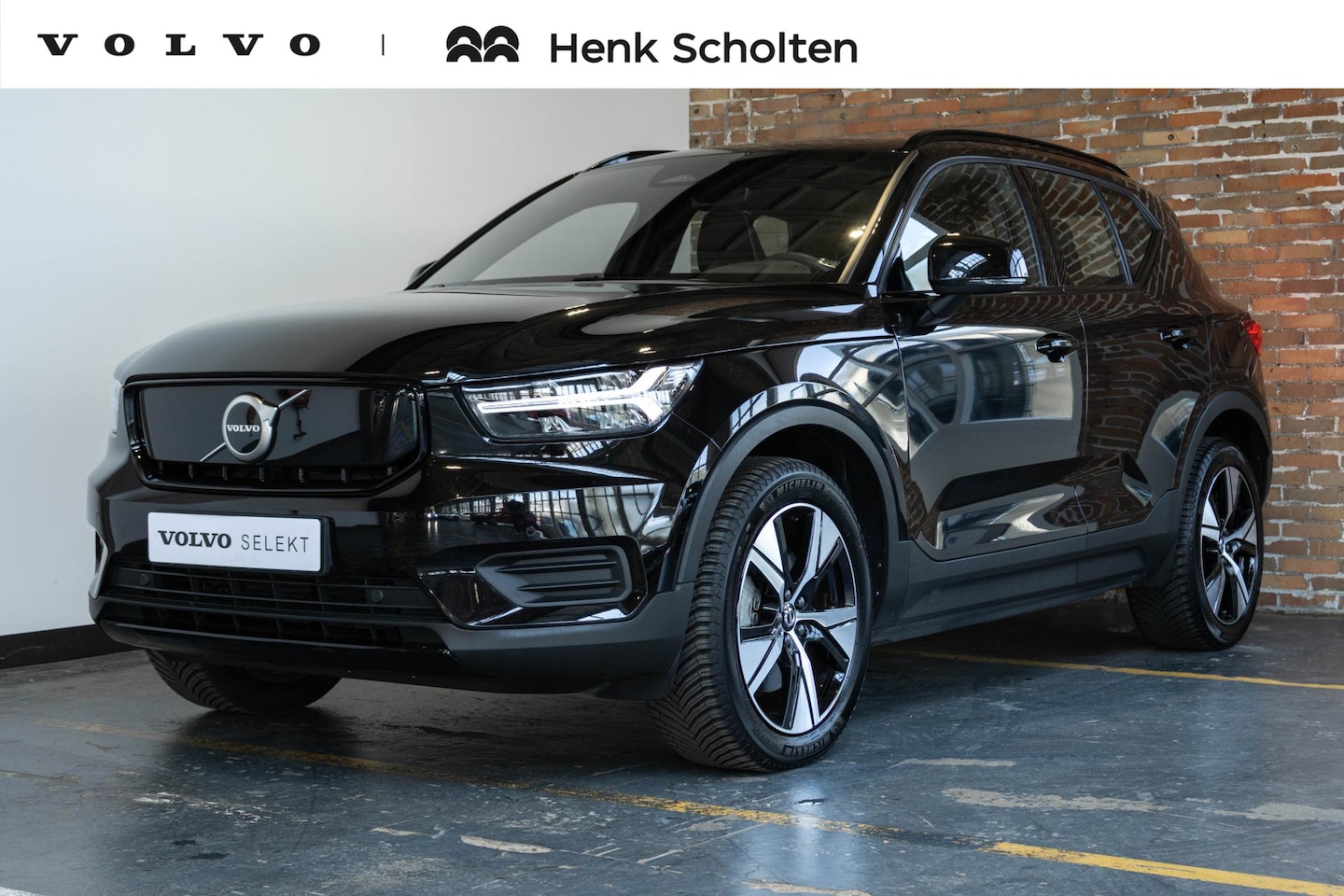 Volvo XC40 - Recharge Single Motor Plus Trekhaak | Adaptive Cruise Control Met Stuurhulp | Verwarmbare - AutoWereld.nl