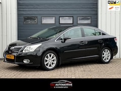 Toyota Avensis - 2.0 VVTi Executive Business NAVI/LEER/CRUISE